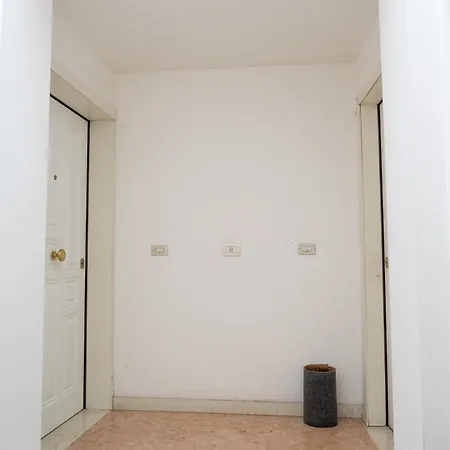 Domus San Vitale Apartment *